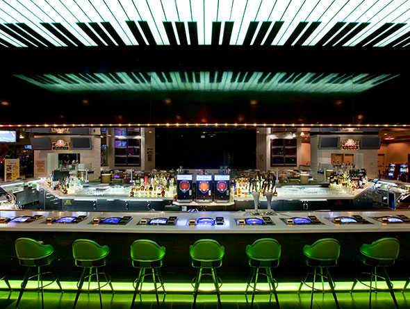 orleans bourbon street lounge image