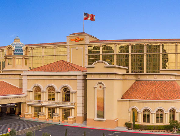 Suncoast Hotel & Casino